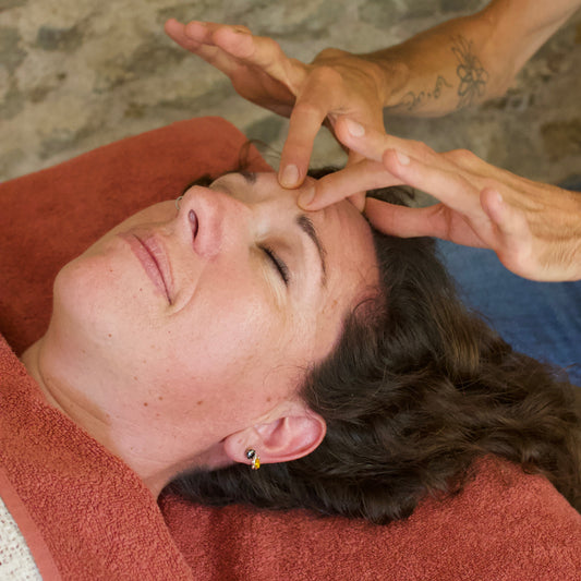 Suzanne – Séance de Réflexologie Crânio-Faciale Énergétique